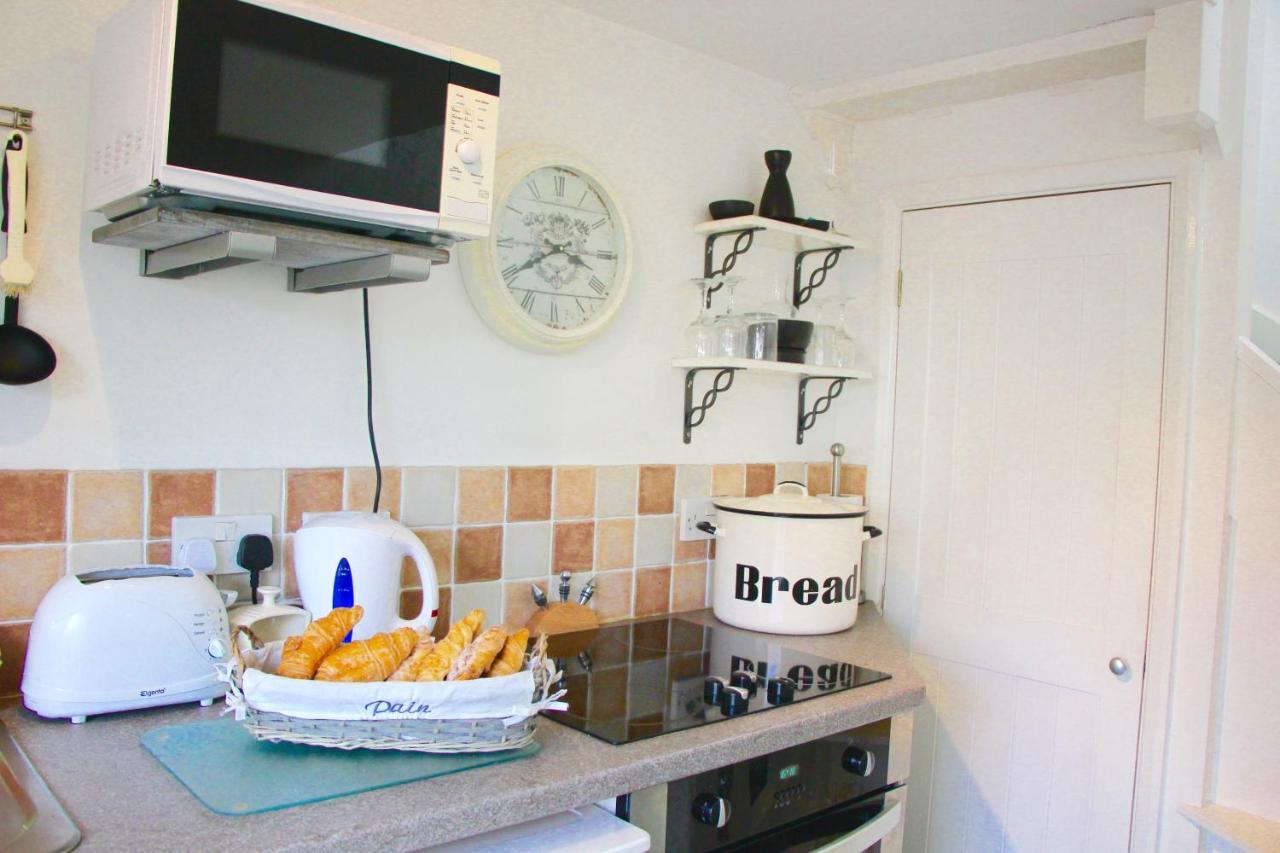 Romantic Flint Cottage On The Suffolk Coast Saxmundham Esterno foto