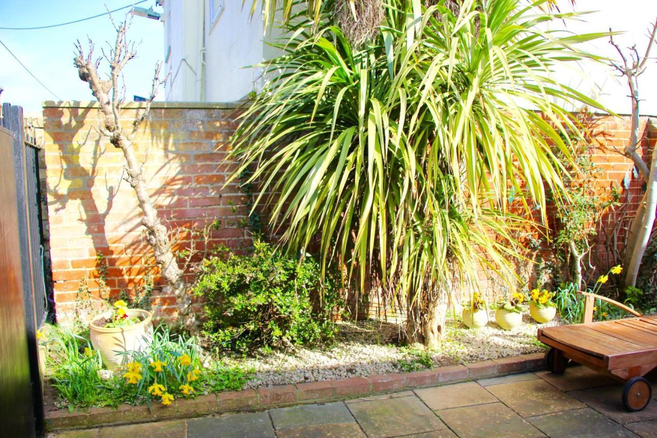 Romantic Flint Cottage On The Suffolk Coast Saxmundham Esterno foto