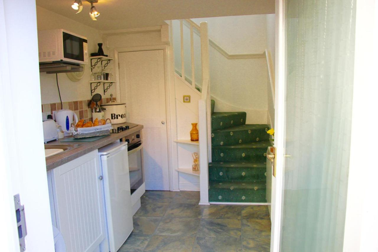 Romantic Flint Cottage On The Suffolk Coast Saxmundham Esterno foto