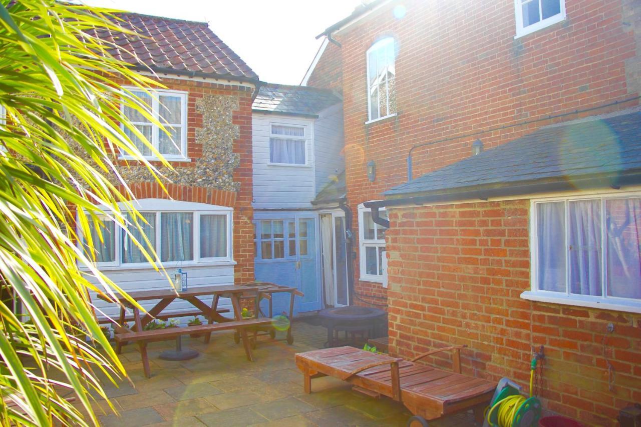 Romantic Flint Cottage On The Suffolk Coast Saxmundham Esterno foto
